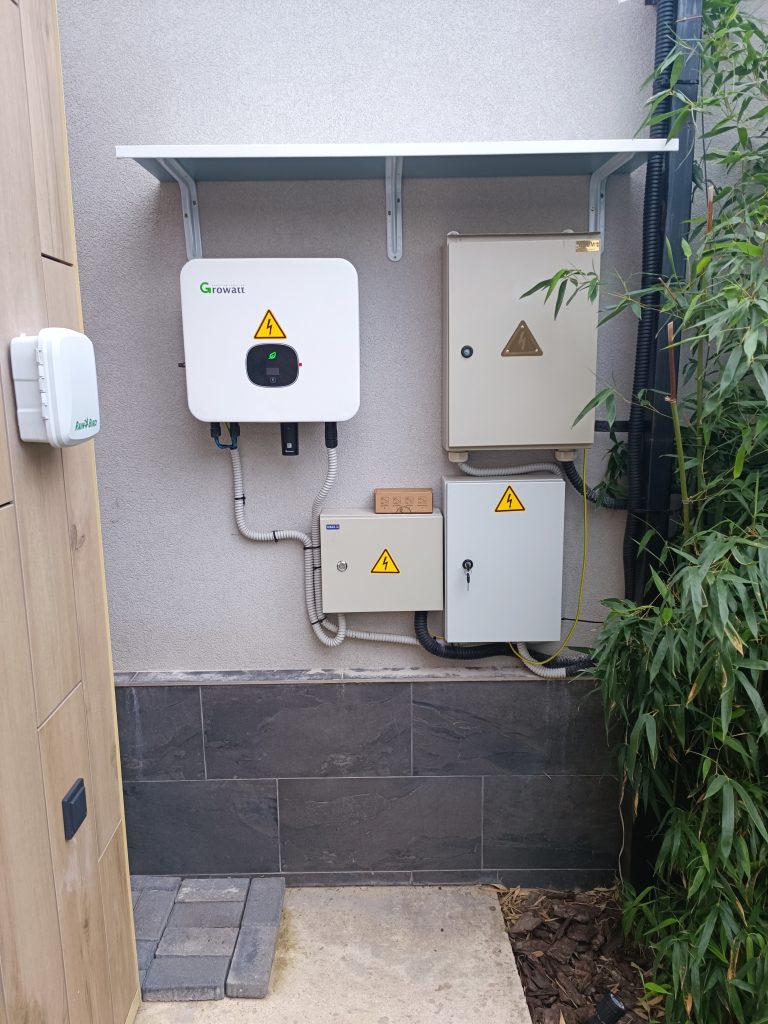 Sistem Fotovoltaic Rezidențial 12kW – Chișinău