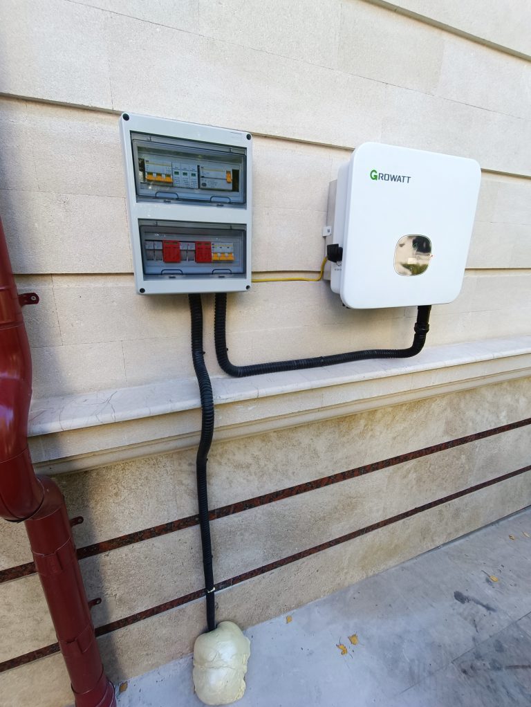 Sistem Fotovoltaic Rezidențial 12kW – Codru, Chișinău